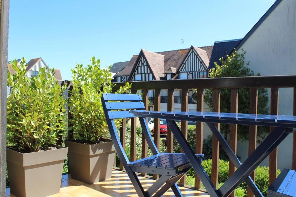 Cabourg, Appartement T2 Acces Direct Mer Exterior foto